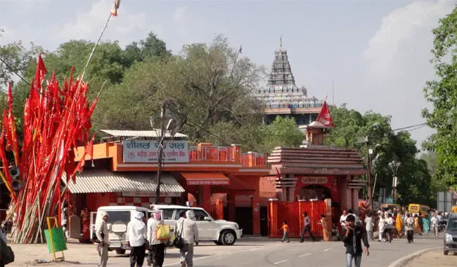 Bade Hanuman Mandir